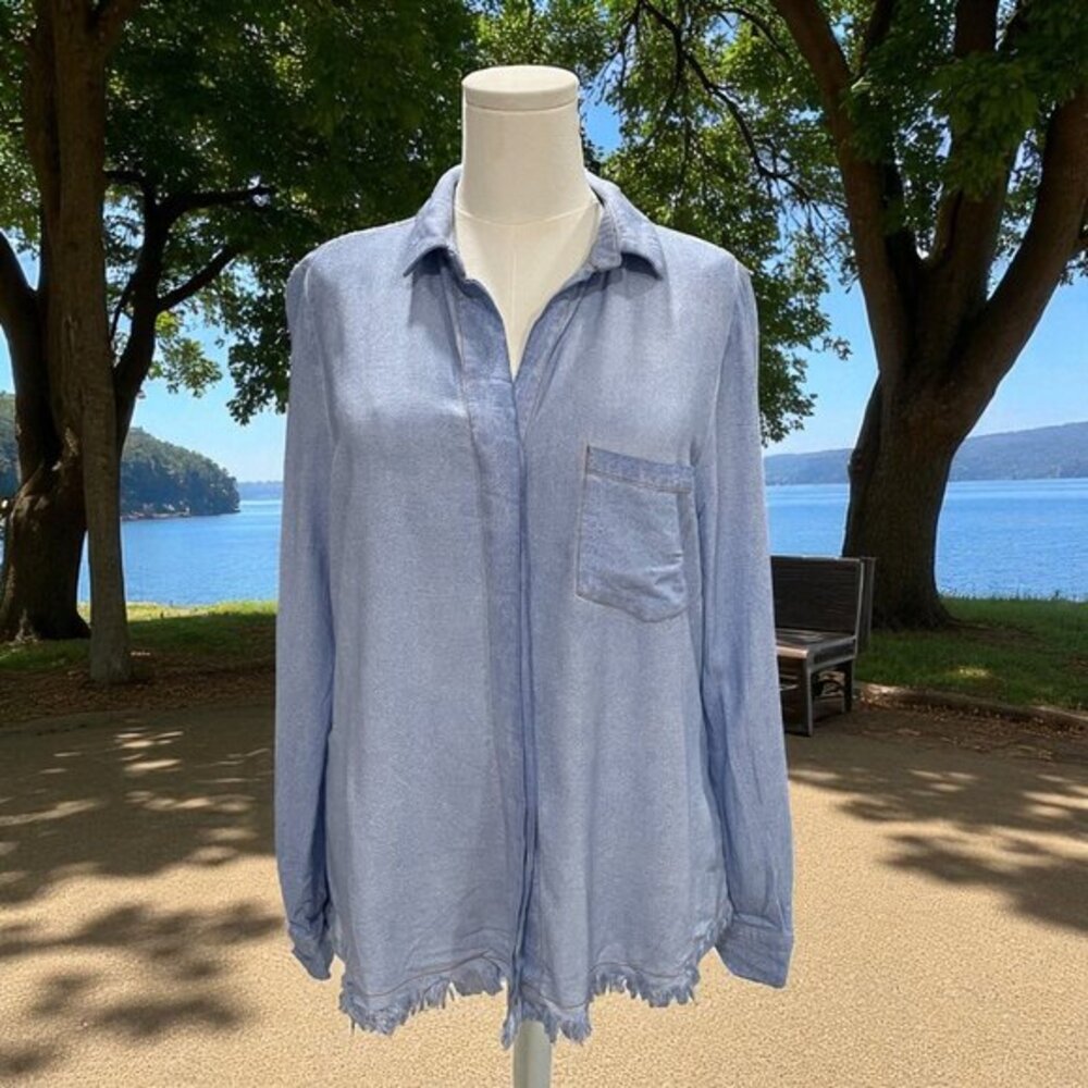 Umgee Blue Linen Cotton Frayed Hem Button‎ Down Shirt Top Small NWT Casual Boho